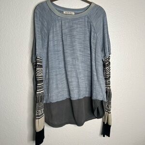 Free People Knit Long Sleeve Blue Top Size Medium